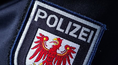 Die Polizei hat in Treuenbrietzen Drogen und Pyrotechnik sichergestellt. (Symbolbild) / Foto: Soeren Stache/dpa