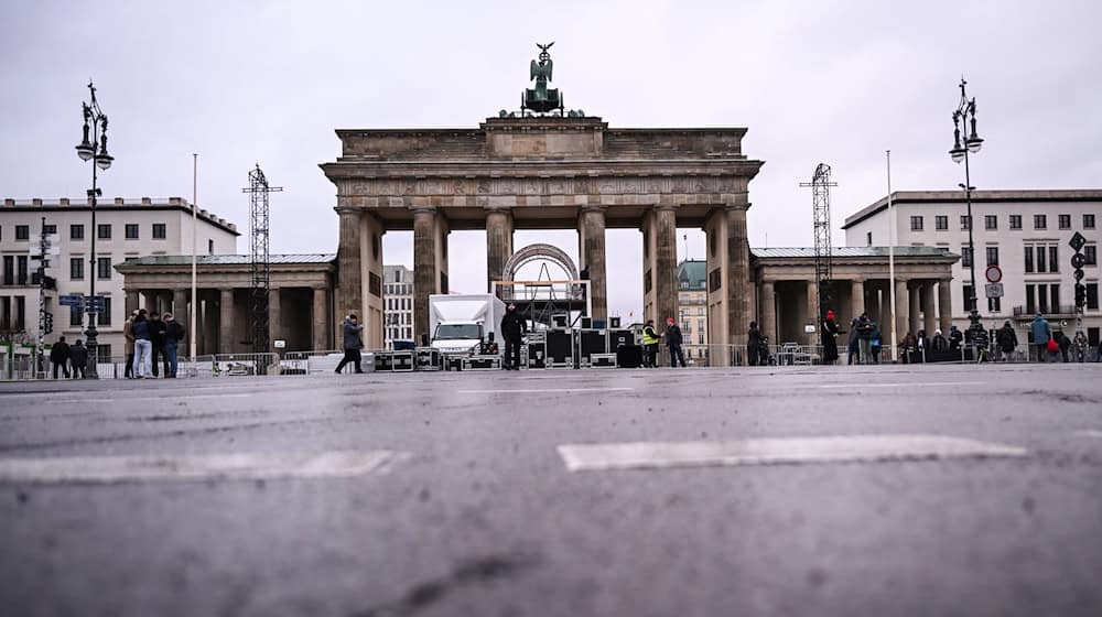 Der DWD rechnete mit bis zu vier Zentimeter Schnee in Berlin und Brandenburg. (Archivfoto) / Foto: Britta Pedersen/dpa