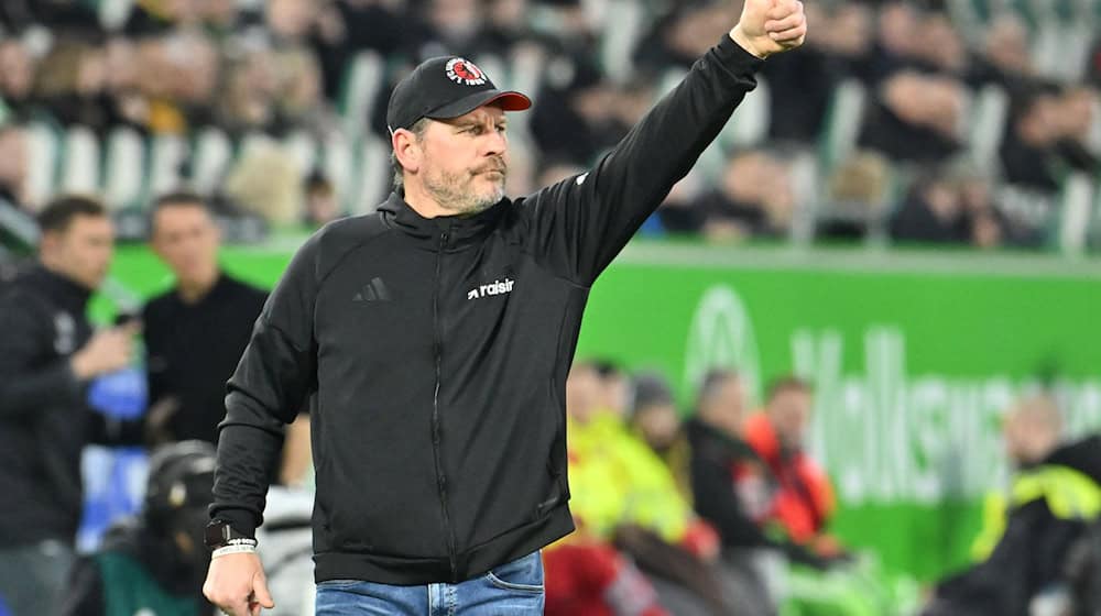 Union-Trainer Baumgart setzt wieder auf gute Nachrichten. (Archivbild) / Foto: Swen Pförtner/dpa