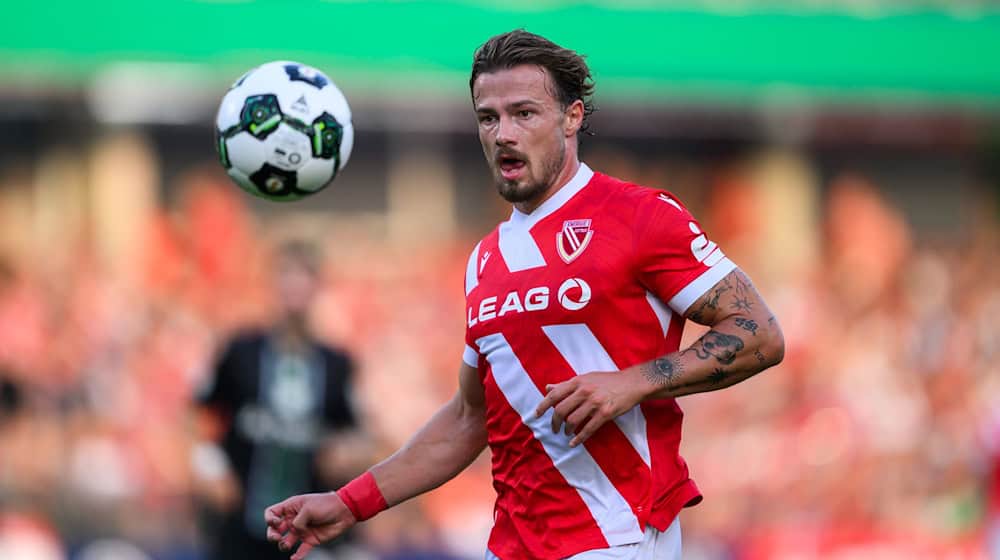 Henry Rorig gelang in Unterzahl der Treffer für Energie Cottbus (Archivbild) / Foto: Robert Michael/dpa