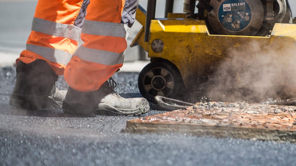 Die Bauarbeiten für die Umgehungsstraße können beginnen. (Symbolbild) / Foto: Florian Gaertner/dpa
