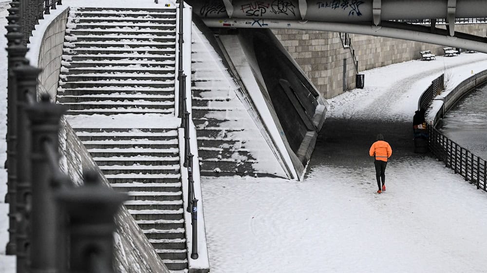 Es bleibt eisig kalt. / Foto: Jens Kalaene/dpa