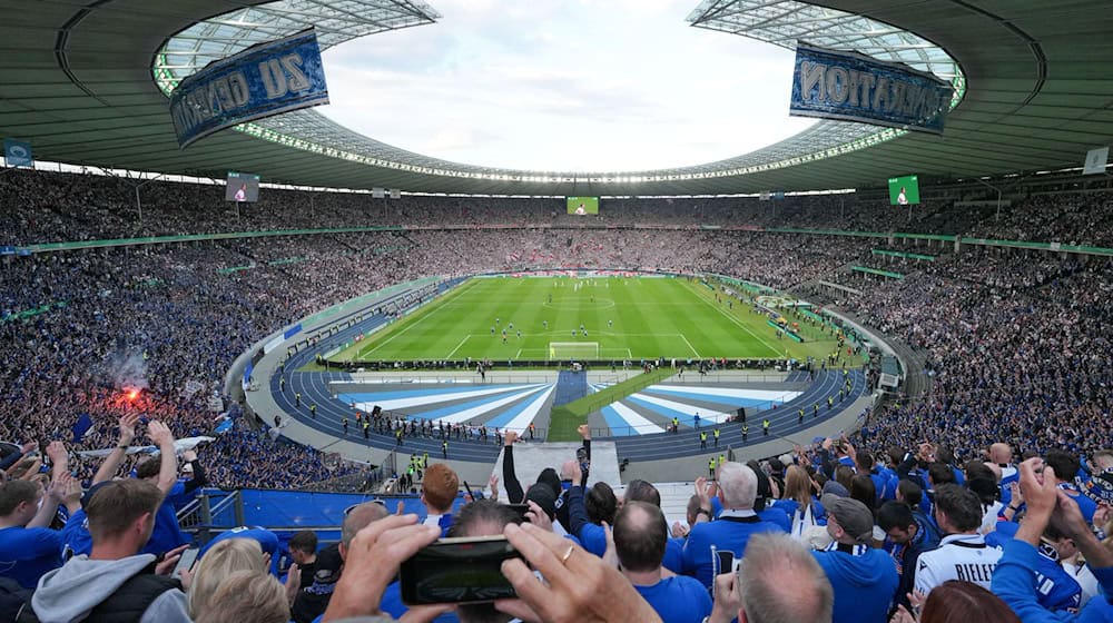 Das DFB-Pokalfinale bleibt wohl bis mindestens 2030 in Berlin. (Archivbild) / Foto: Sören Stache/dpa