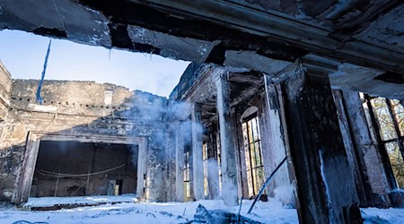 In unmittelbarer Nähe befindet sich auch die ehemalige Villa von NS-Propagandaminister J. Goebbels auf dem Bogensee-Areal. (Archivbild) / Foto: Christoph Soeder/dpa