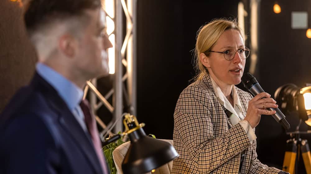 Die AfD-Landtagsabgeordnete Lena Kotré war Gast bei einer Veranstaltung mit dem Rechtsextremisten Martin Sellner von der Identitären Bewegung – ursprünglich wollte sie Gastgeberin sein. (Archivbild) / Foto: Frank Hammerschmidt/dpa