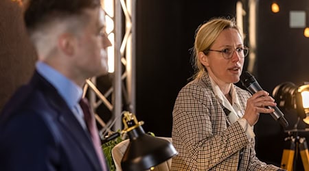 Die AfD-Landtagsabgeordnete Lena Kotré war Gast bei einer Veranstaltung mit dem Rechtsextremisten Martin Sellner von der Identitären Bewegung – ursprünglich wollte sie Gastgeberin sein. (Archivbild) / Foto: Frank Hammerschmidt/dpa