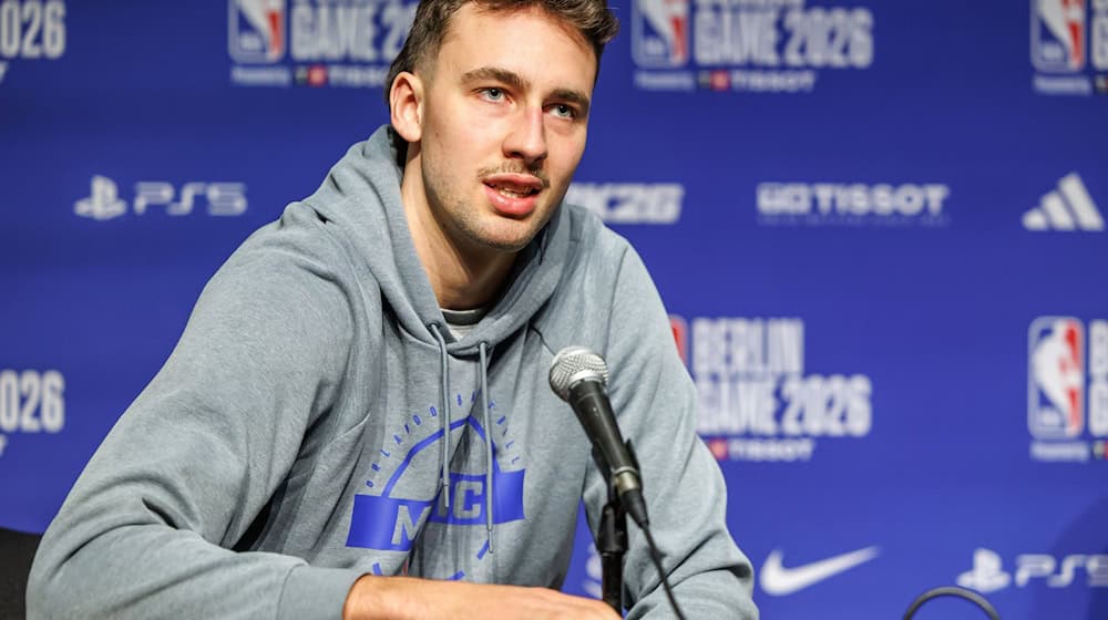 Franz Wagner kennt die Basketball-Kultur in den USA und Europa gut. / Foto: Andreas Gora/dpa