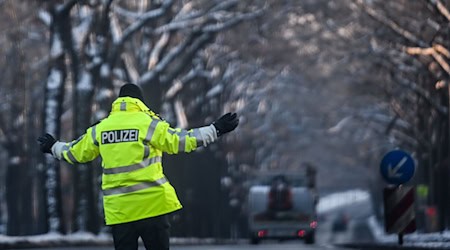 Die Berliner Polizei war während des Stromausfalls der vergangenen Tage an vielen Stellen gefragt. (Archivfoto) / Foto: Britta Pedersen/dpa