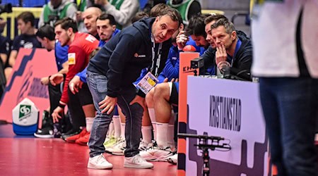 Für Bob Hanning war es das dritte EM-Spiel als Trainer der italienischen Handball-Nationalmannschaft. / Foto: Luigi Canu/LiveMedia-IPA/ZUMA Press Wire/dpa