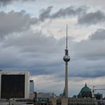 Am Wochenende bleibt es zumeist bewölkt. (Symbolbild) / Foto: Annette Riedl/dpa