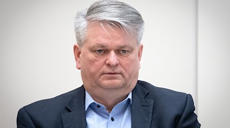 Der AfD-Abgeordnete Wilko Möller fordert die Gewährung von Immunität für ein Strafverfahren. / Foto: Soeren Stache/dpa