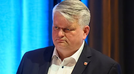 Der Hauptausschuss des Brandenburger Landtags ist dagegen, dass der AfD-Landtagsabgeordnete Wilko Möller Immunität mit Blick auf ein Verfahren vor dem Landgericht Frankfurt (Oder) bekommt (Archivbild). / Foto: Patrick Pleul/dpa