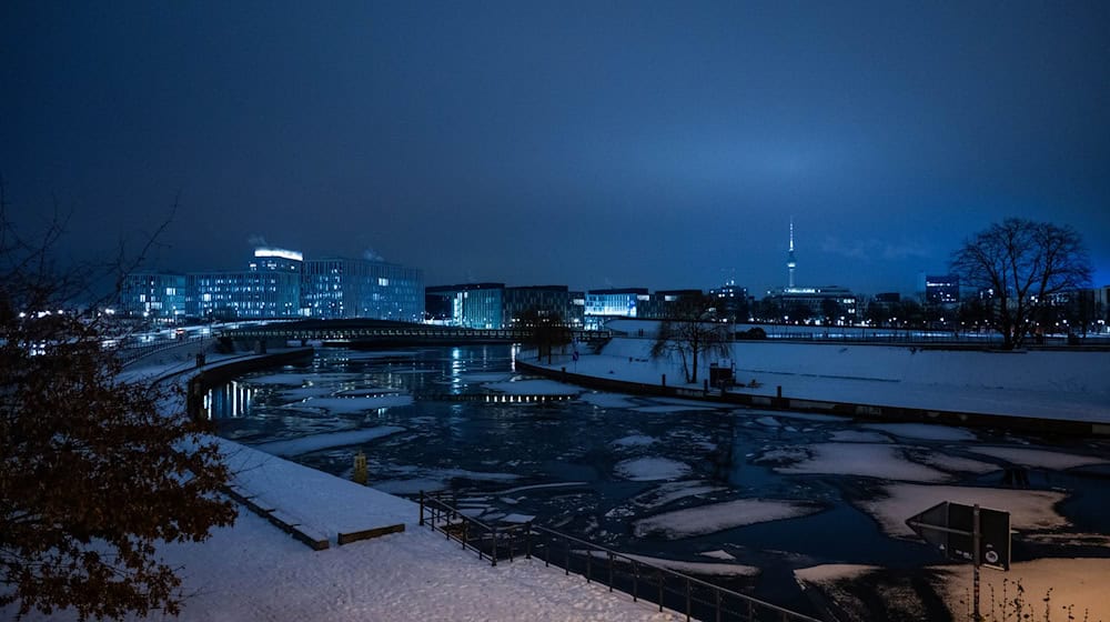 In den kommenden Tagen soll es in Berlin und Brandenburg recht kalt werden.  / Foto: Christophe Gateau/dpa
