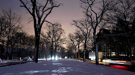Im Berliner Südwesten bleibt weiter das Licht aus. (Archivbild) / Foto: Michael Ukas/dpa