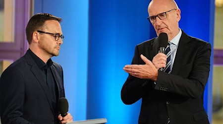 Die SPD von Ministerpräsident Dietmar Woidke (rechts) und die CDU von Landeschef Jan Redmann verhandeln in Brandenburg über eine gemeinsame Koalition. (Archivbild) / Foto: Kay Nietfeld/dpa