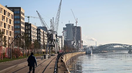 Im Elbtower soll ein Fünf-Sterne-Luxushotel entstehen. (Archivbild) / Foto: Christian Charisius/dpa