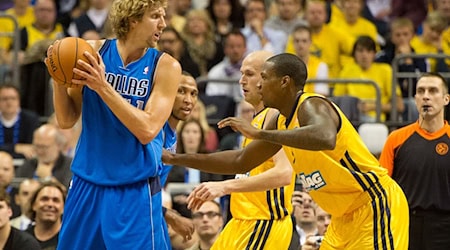 Nowitzki spielte 2012 mit den Mavericks in Berlin. (Archivbild) / Foto: picture alliance / dpa
