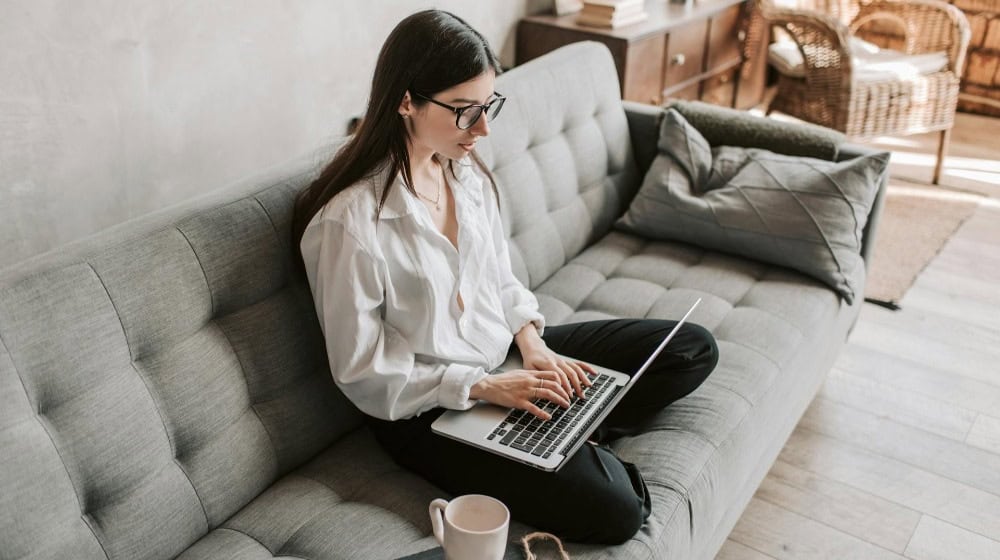 Digitaler Alltag: Nutzung von Online-Angeboten der Verwaltung von zu Hause. / Foto: Vlada Karpovich auf pexels.com