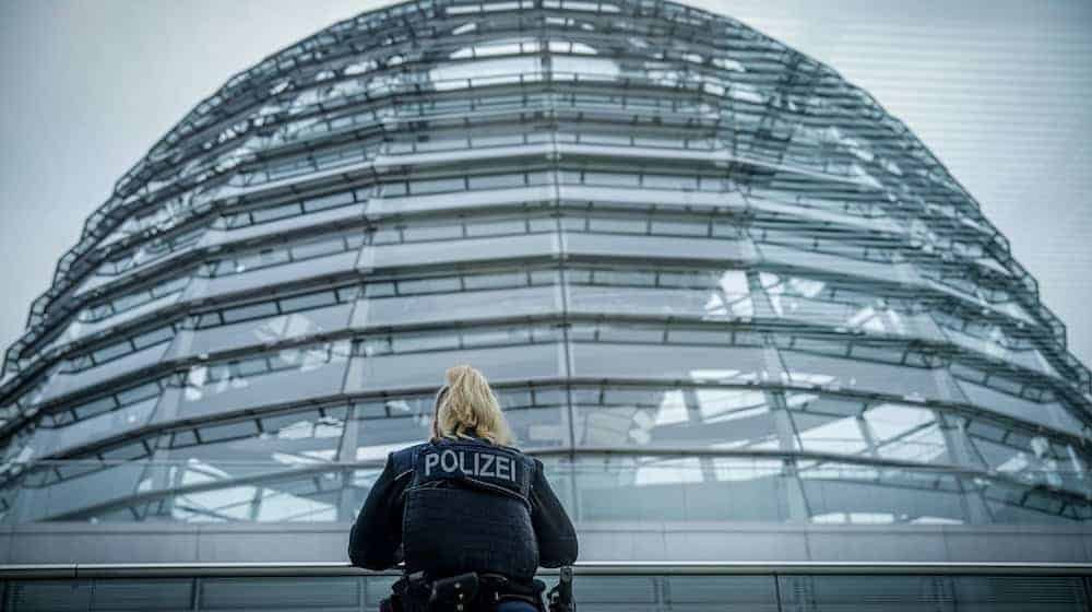Die Reichstagskuppel ist wegen des Winterwetters gesperrt. (Archivbild) / Foto: Kay Nietfeld/dpa