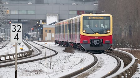 Einige Weichen müssen am Montagmorgen repariert werden. (Symbolbild) / Foto: Soeren Stache/dpa