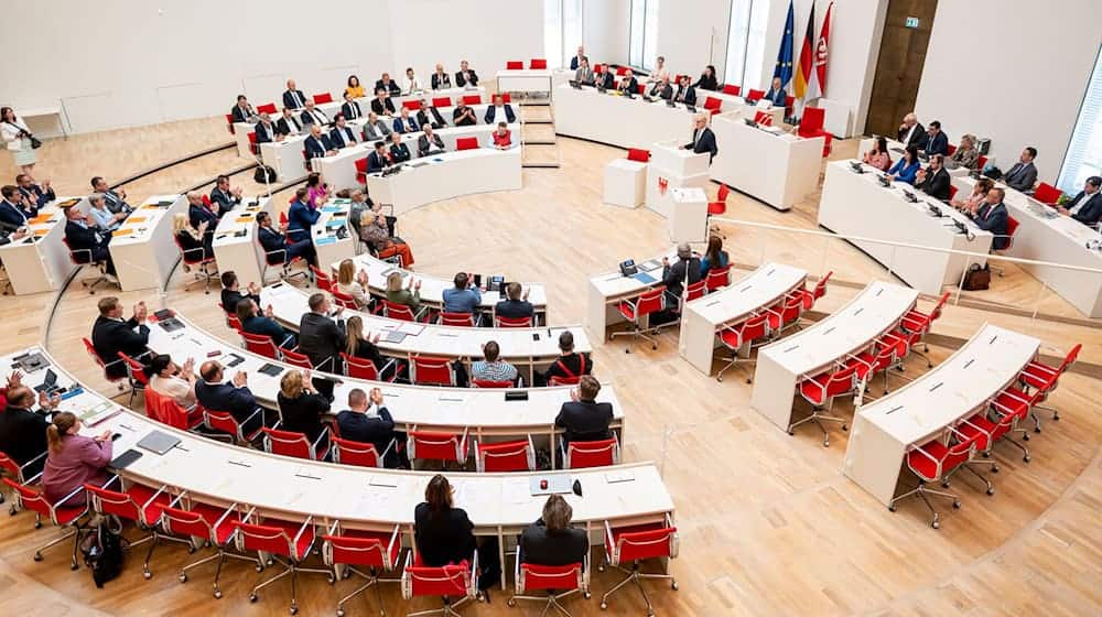 Auch im vergangenen Jahr sind wieder mehrere Ordnungsrufe vergeben worden. (Archivbild) / Foto: Fabian Sommer/dpa