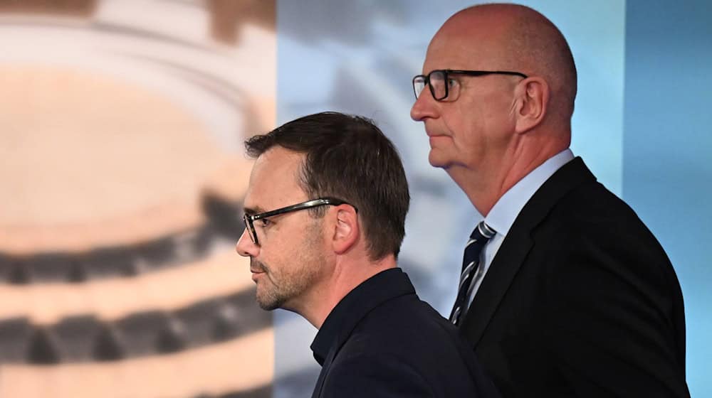 Die Verhandler der SPD unter Ministerpräsident Dietmar Woidke und der CDU unter Landeschef Jan Redmann empfehlen Koalitionsverhandlungen (Archivbild). / Foto: Bernd von Jutrczenka/dpa