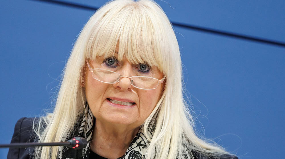 Innensenatorin Iris Spranger (SPD) will als Konsequenz aus den Erfahrungen mit dem mehrtägigen Stromausfall in Berlin auch einige Gesetze ändern. / Foto: Andreas Gora/dpa