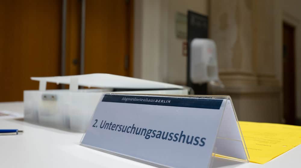 Der Untersuchungsausschuss zur Vergabe von Fördermitteln durch die Berliner Kulturverwaltung will mit seiner Arbeit schnell vorankommen.   / Foto: Markus Lenhardt/dpa