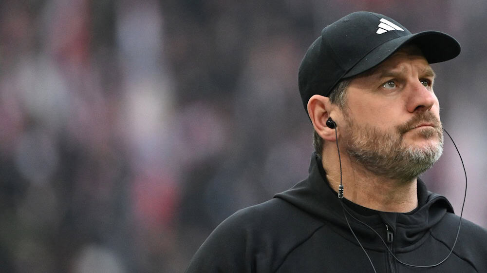 Baumgart hat kein Verständnis für die Kritik am BVB. (Archivbild) / Foto: Marijan Murat/dpa