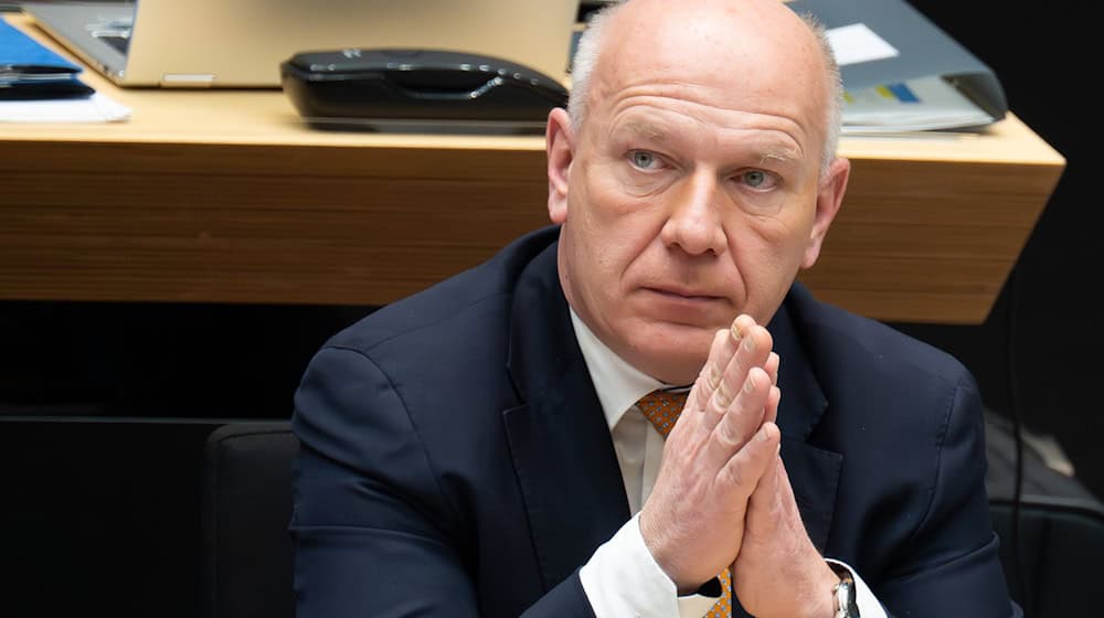 Für Berlins Regierungschef Kai Wegner (CDU) hat eine Olympia-Bewerbung Priorität vor einer Bewerbung um die Expo 2035.  / Foto: Sebastian Christoph Gollnow/dpa