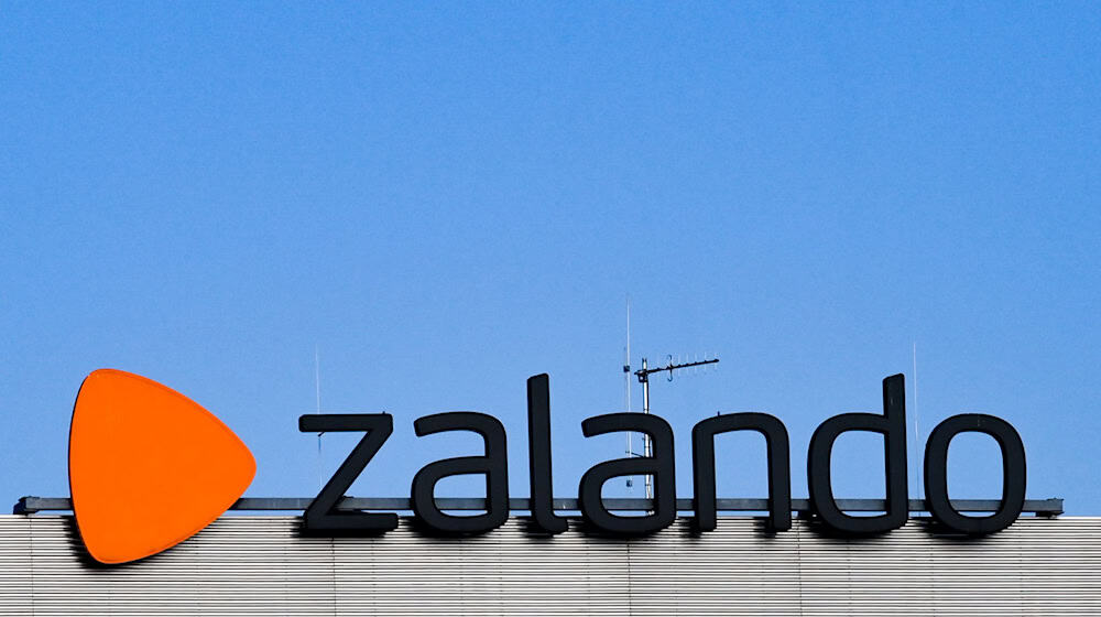 Zalando schließt sein Erfurter Werk Ende September. (Archivbild) / Foto: Jens Kalaene/dpa-Zentralbild/dpa