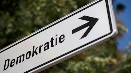 CDU und SPD in Berlin haben sich auf ein Landesgesetz zur Förderung der Demokratie verständigt. (Symbolbild) / Foto: Jan Woitas/dpa