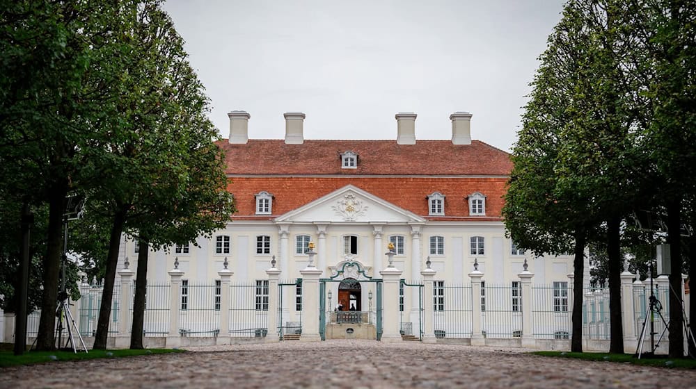 Schloss Meseberg wurde seit 2007 unter anderem für Empfänge von Staats- und Regierungschefs, aber auch für Kabinettsklausuren genutzt.  / Foto: Kay Nietfeld/dpa
