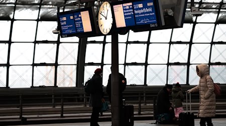 Bei der Bahn kommt es zu Verspätungen im Regionalverkehr. (Archivbild) / Foto: Carsten Koall/dpa