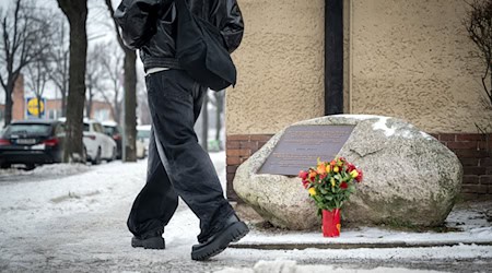 Der Tod von Hatun Sürücü steht bis heute für das Schicksal vieler Frauen, die ein selbstbestimmtes Leben führen wollen. / Foto: Soeren Stache/dpa