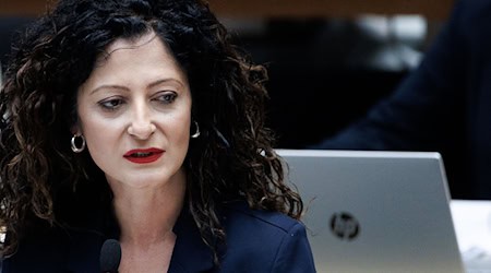 Die für Gleichstellung zuständige Senatorin Cansel Kiziltepe (SPD) sprach dem Verein ihre Anerkennung aus. (Archivbild) / Foto: Carsten Koall/dpa