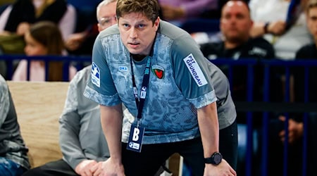 Füchse-Trainer Nicolej Krickau hofft auf die direkte Viertelfinal-Qualifikation / Foto: Frank Molter/dpa