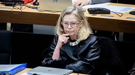 Aus Sicht der Senatsverkehrsverwaltung hat das Mobilitätsgesetz sinnvolle Leitplanken gesetzt und Verbesserungen angestoßen. (Archivbild) / Foto: Christoph Soeder/dpa