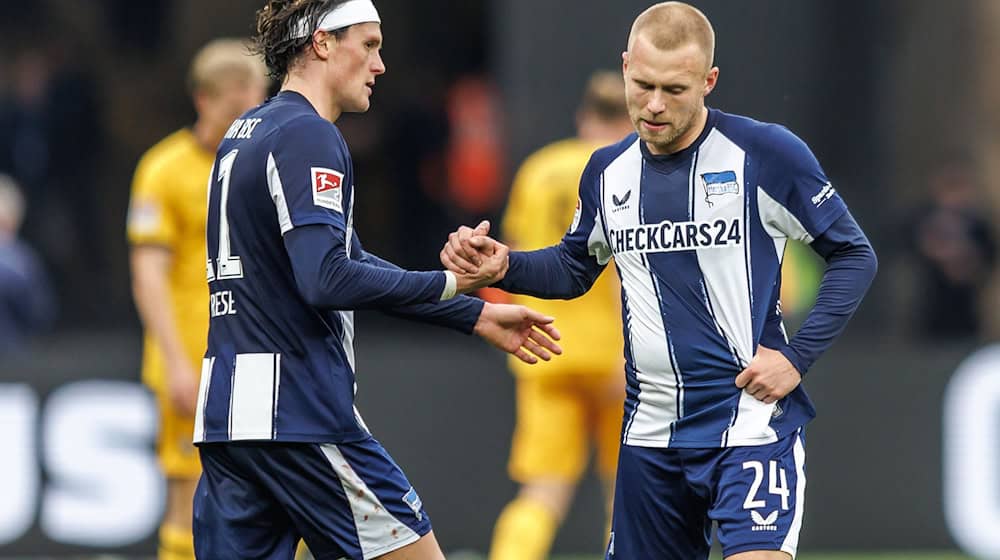 Thorsteinsson (r) verlässt die Hertha vorerst. (Archivbild) / Foto: Andreas Gora/dpa