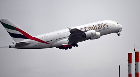Die Bundesregierung zeigt sich aufgeschlossen bei der Frage, ob Emirates künftig auch vom Hauptstadtflughafen BER aus fliegen dürfte. (Archiv) / Foto: Federico Gambarini/dpa