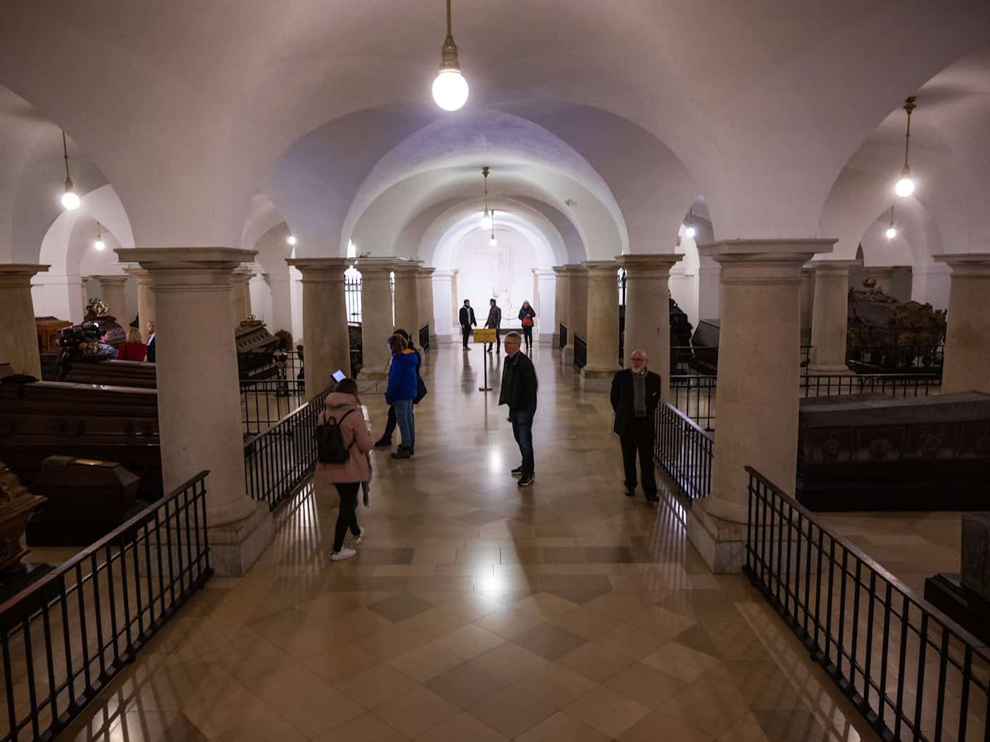 So sah die Hohenzollerngruft im Berliner Dom 2020 vor der Sanierung aus. (Archivbild)  / Foto: Christophe Gateau/dpa