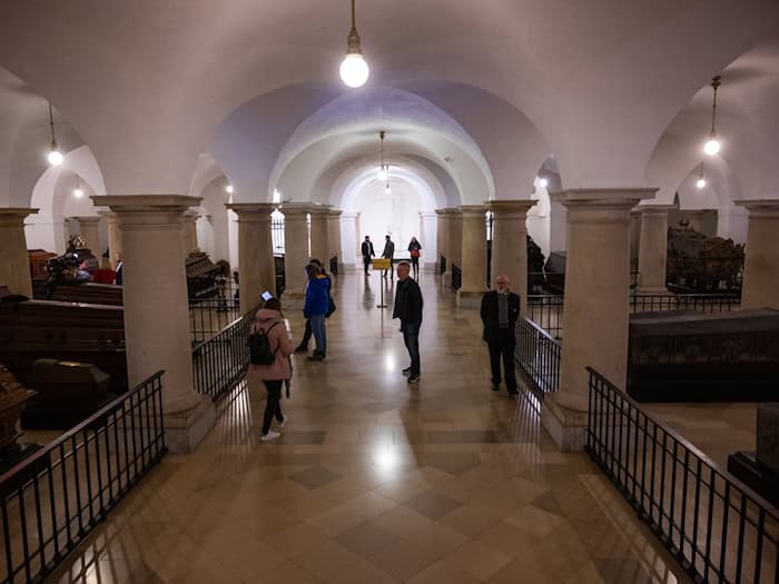 So sah die Hohenzollerngruft im Berliner Dom 2020 vor der Sanierung aus. (Archivbild)  / Foto: Christophe Gateau/dpa