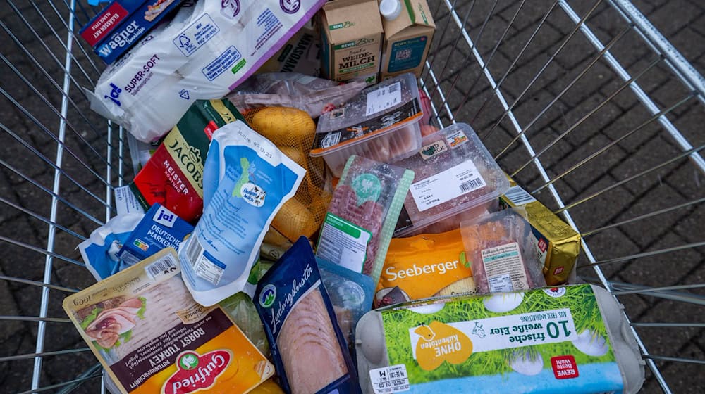 Die Preise für Lebensmittel und Dienstleistungen sind in Brandenburg in den vergangenen Jahren stärker gestiegen als in den meisten anderen Bundesländern. (Symbolbild) / Foto: Jens Büttner/dpa