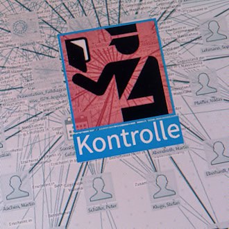 Die Polizei in Bayern setzt bereits eine Software ein, die auf dem umstrittenen Programm Gotham von Palantir basiert. (Archivbild) / Foto: Peter Kneffel/dpa