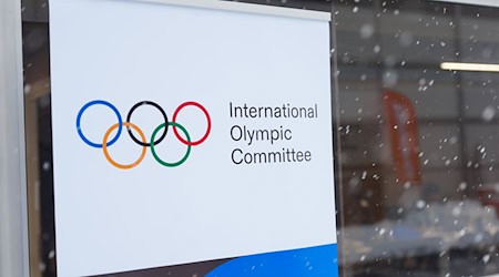 IOC verteidigt Verkauf eines T‑Shirts mit Motiv der Olympischen Spiele 1936 in Berlin