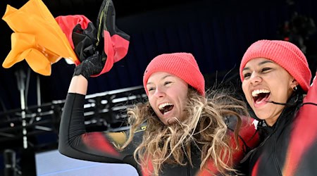 Die Anschieberin Deborah Levi (rechts) trainiert in Potsdam und holte Gold. / Foto: Robert Michael/dpa