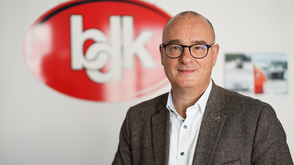 Dirk Peglow, Vorsitzender des Bunds Deutscher Kriminalbeamter, fordert bessere Strukturen, um gegen Linksextremismus vorzugehen. (Archivbild) / Foto: Jörg Carstensen/dpa