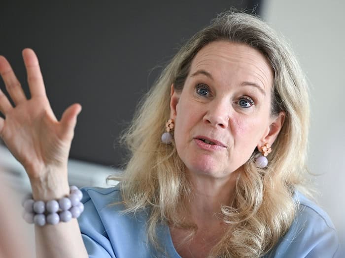 Der Untersuchungsausschuss zur Vergabe von Fördergeldern soll auch klären, ob Kultursenatorin Sarah Wedl-Wilson (parteilos) sich etwas vorzuwerfen hat. (Archivbild)  / Foto: Jens Kalaene/dpa