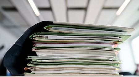 Das Landesarchiv Berlin übernimmt Zehntausende von Akten zu Entschädigungsverfahren. (Symbolbild)  / Foto: Sebastian Gollnow/dpa