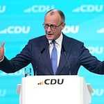 Bundeskanzler und CDU-Parteichef Friedrich Merz hat dem Berliner CDU-Parteivorsitzenden Kai Wegner Unterstützung im Wahlkampf zugesagt.  / Foto: Kay Nietfeld/dpa